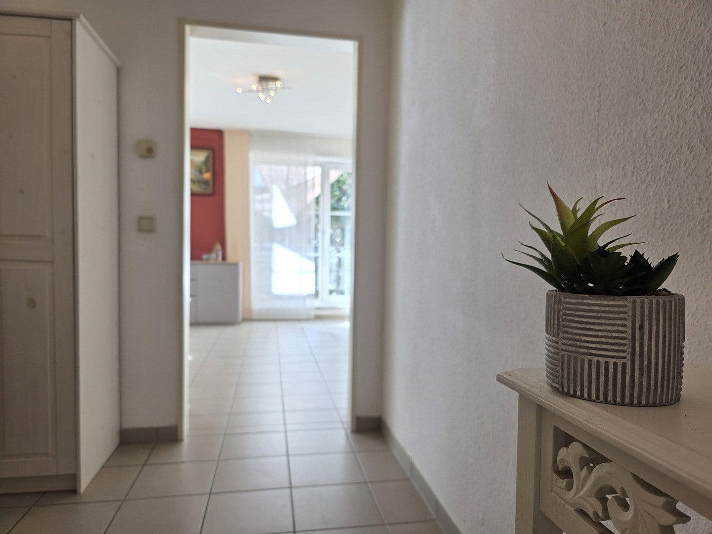 Prenájom bytu 1-izbový 40 m², Dellbrücker Steinweg 8a, Köln, Severné Porýnie - Westfálsko Prenájom bytu 1-izbový 40 m², Dellbrücker Steinweg 8a, Köln, Severné Porýnie - Westfálsko