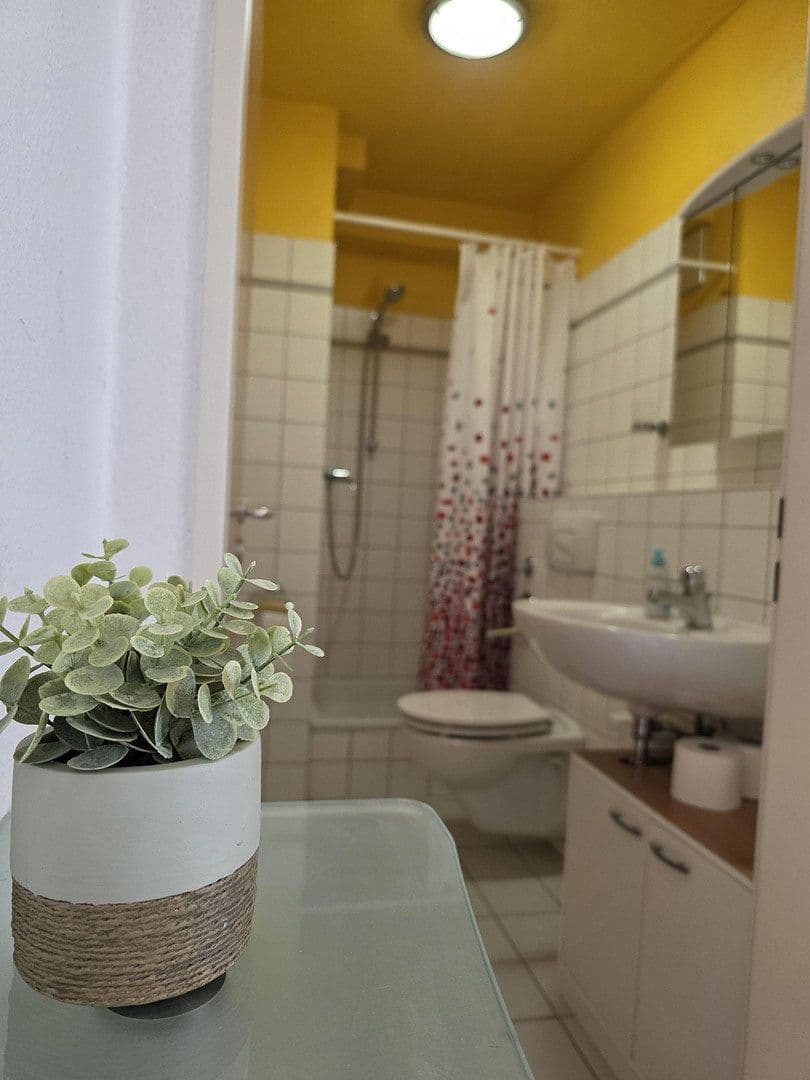 Prenájom bytu 1-izbový 40 m², Dellbrücker Steinweg 8a, Köln, Severné Porýnie - Westfálsko Prenájom bytu 1-izbový 40 m², Dellbrücker Steinweg 8a, Köln, Severné Porýnie - Westfálsko