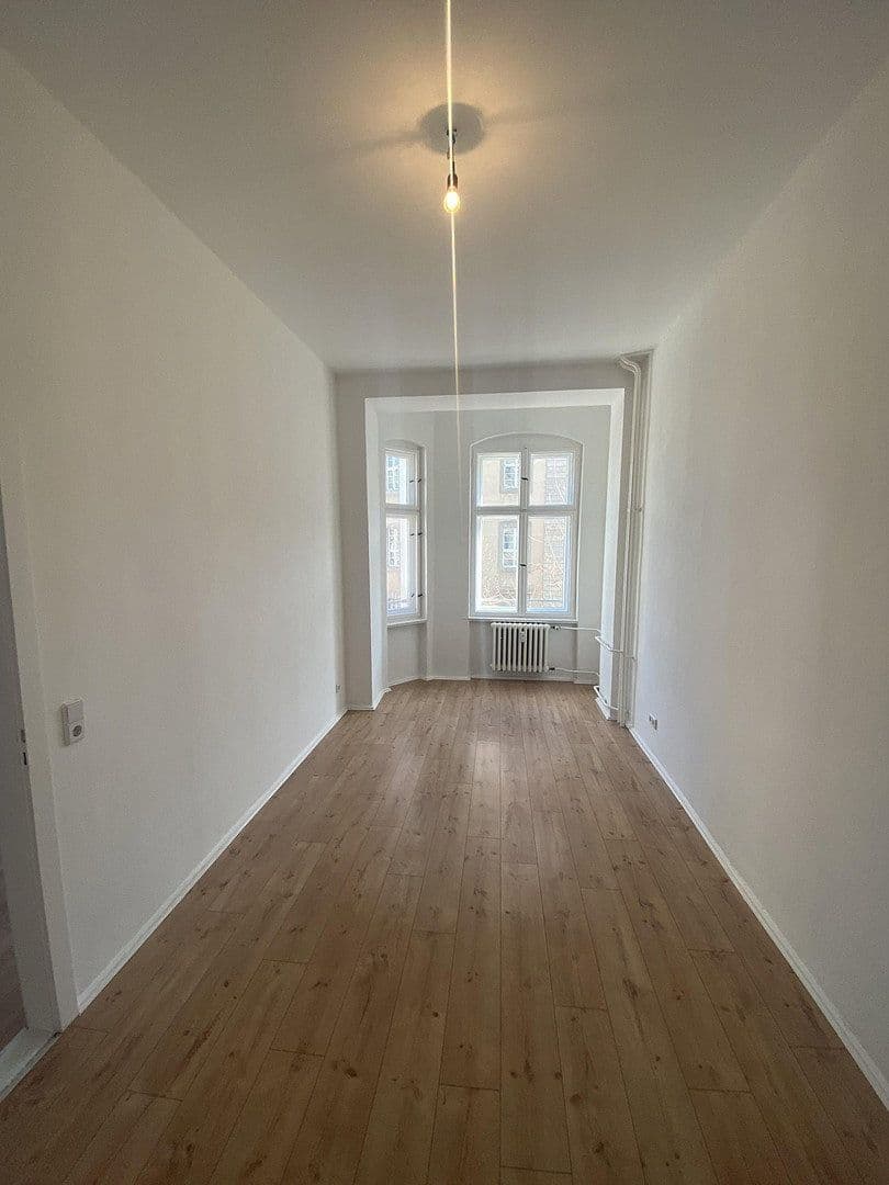 Prenájom bytu 4-izbový 103 m², Magdalenenstraße 21, Berlin, Berlín Prenájom bytu 4-izbový 103 m², Magdalenenstraße 21, Berlin, Berlín