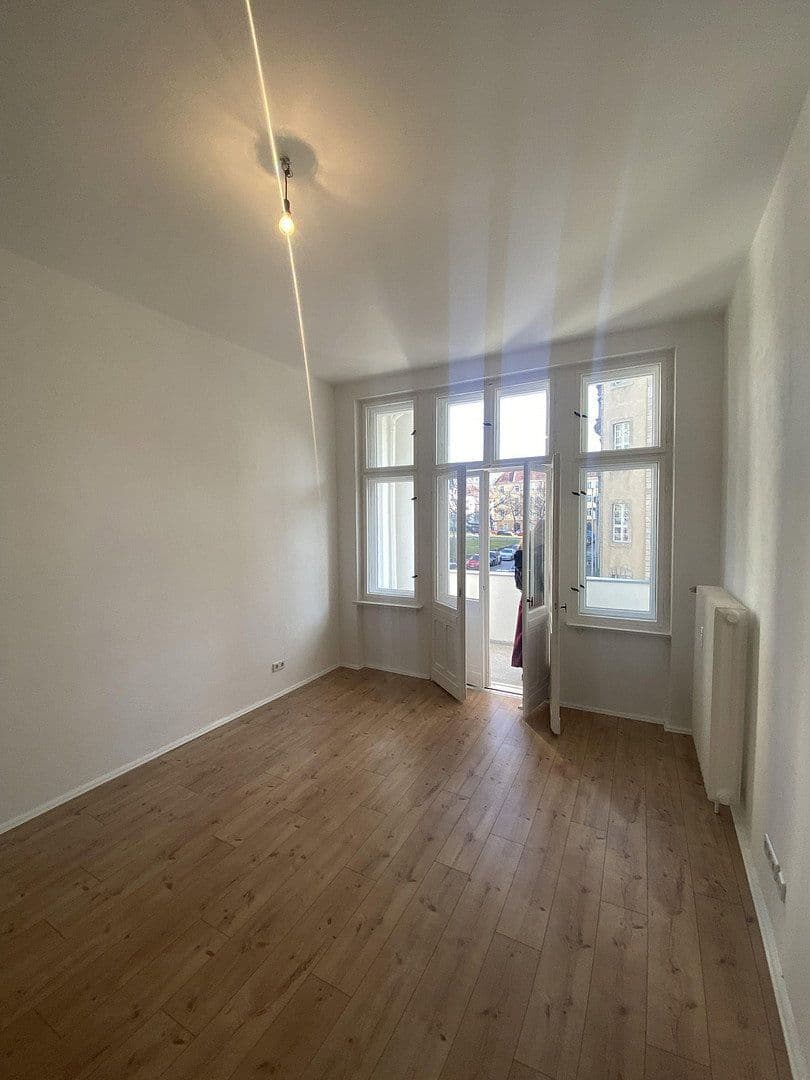 Prenájom bytu 4-izbový 103 m², Magdalenenstraße 21, Berlin, Berlín Prenájom bytu 4-izbový 103 m², Magdalenenstraße 21, Berlin, Berlín