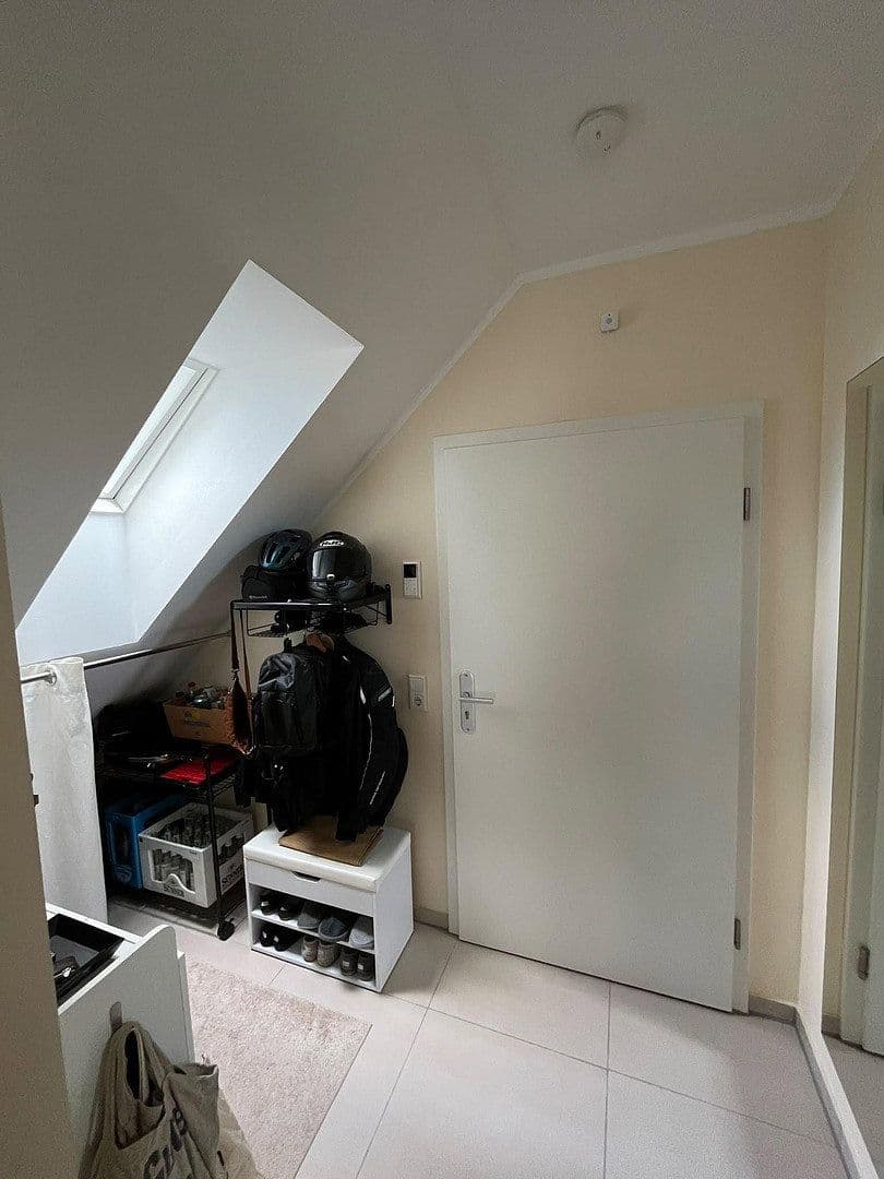 Prenájom bytu 3-izbový 62 m², Kenkhauser Straße 1, Wermelskirchen, Severné Porýnie - Westfálsko Prenájom bytu 3-izbový 62 m², Kenkhauser Straße 1, Wermelskirchen, Severné Porýnie - Westfálsko