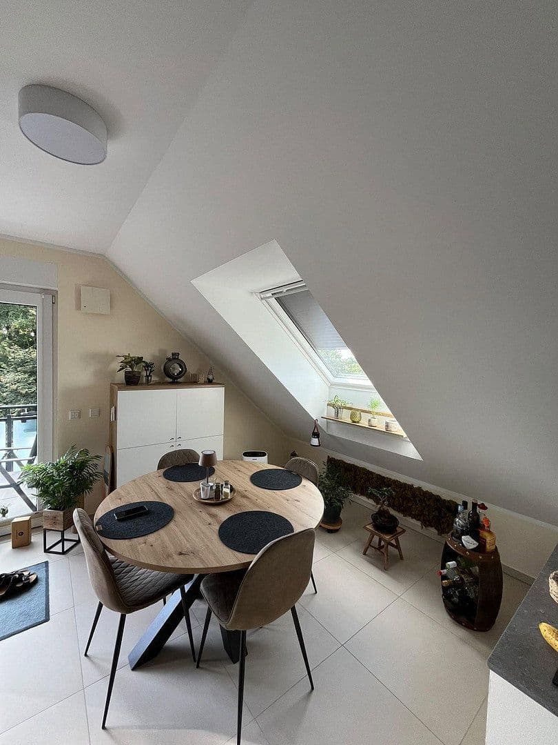 Prenájom bytu 3-izbový 62 m², Kenkhauser Straße 1, Wermelskirchen, Severné Porýnie - Westfálsko Prenájom bytu 3-izbový 62 m², Kenkhauser Straße 1, Wermelskirchen, Severné Porýnie - Westfálsko