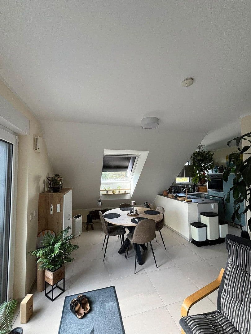 Prenájom bytu 3-izbový 62 m², Kenkhauser Straße 1, Wermelskirchen, Severné Porýnie - Westfálsko Prenájom bytu 3-izbový 62 m², Kenkhauser Straße 1, Wermelskirchen, Severné Porýnie - Westfálsko