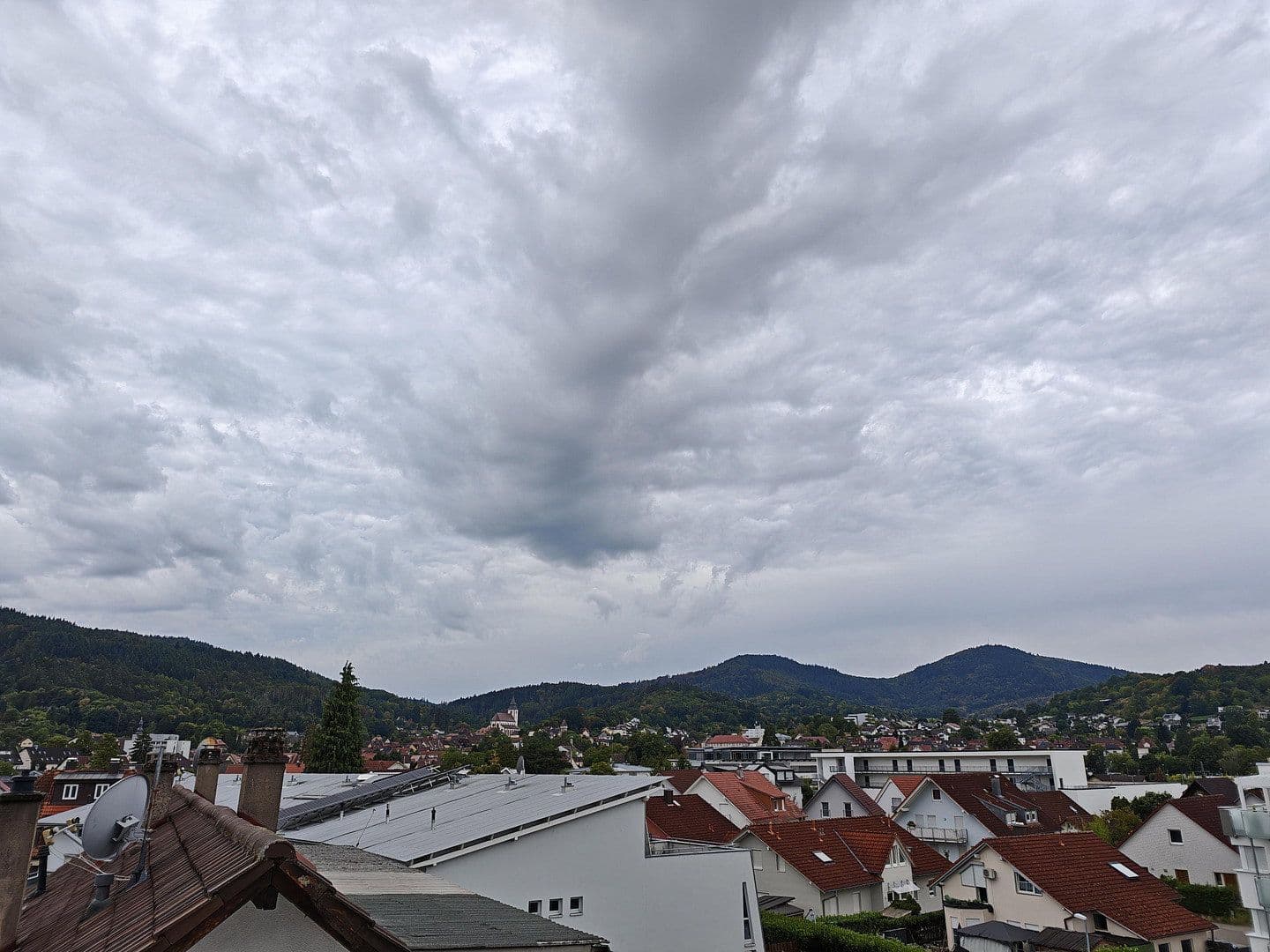 Prenájom bytu 4-izbový 97 m², Gernsbach, Bádensko-Wurttembersko Prenájom bytu 4-izbový 97 m², Gernsbach, Bádensko-Wurttembersko