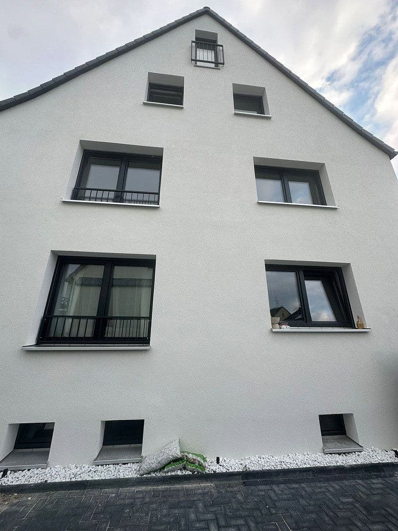 Prenájom bytu 3-izbový 114 m², Nürnberg, Bavorsko Prenájom bytu 3-izbový 114 m², Nürnberg, Bavorsko
