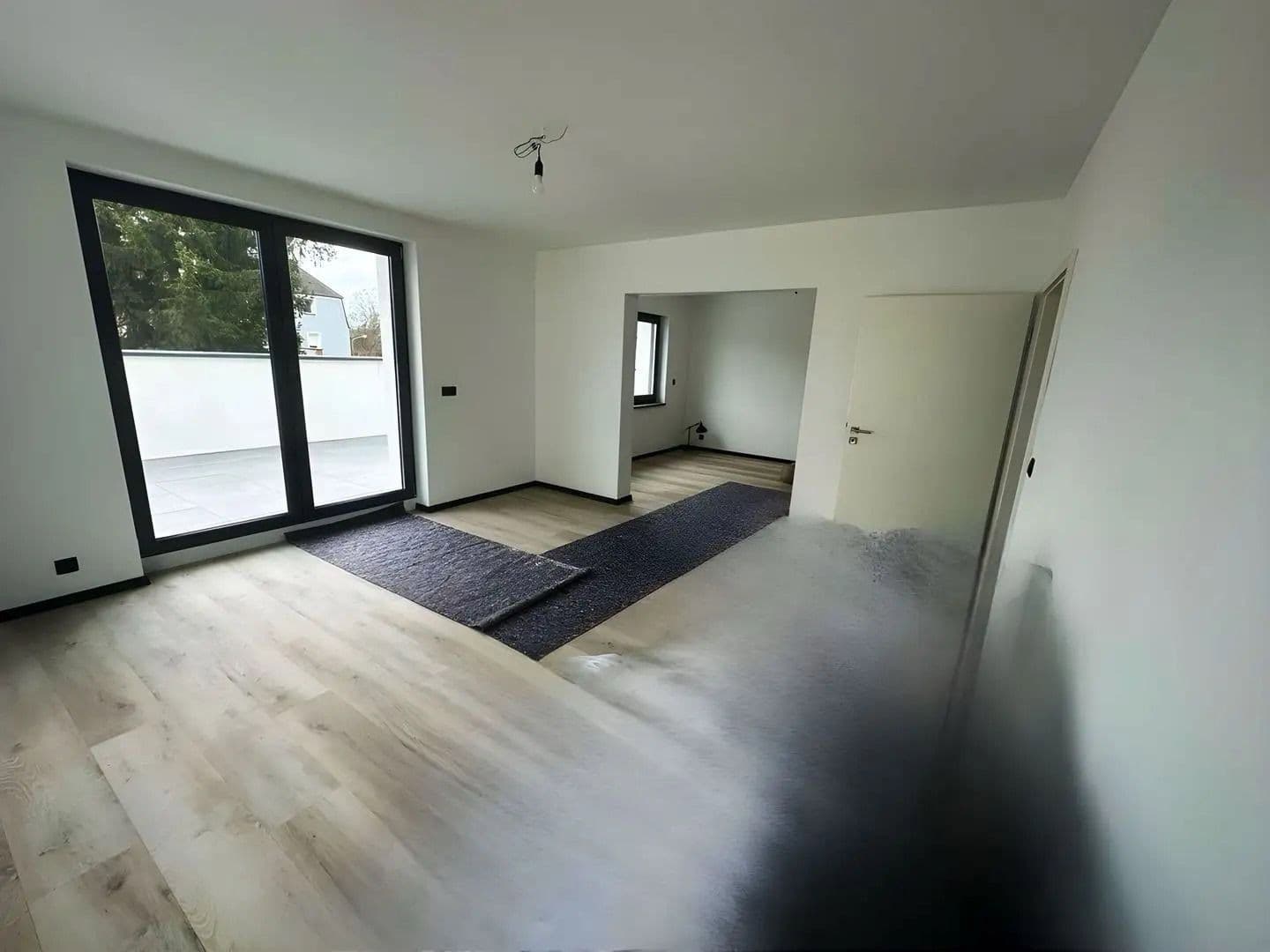 Prenájom bytu 3-izbový 114 m², Nürnberg, Bavorsko Prenájom bytu 3-izbový 114 m², Nürnberg, Bavorsko