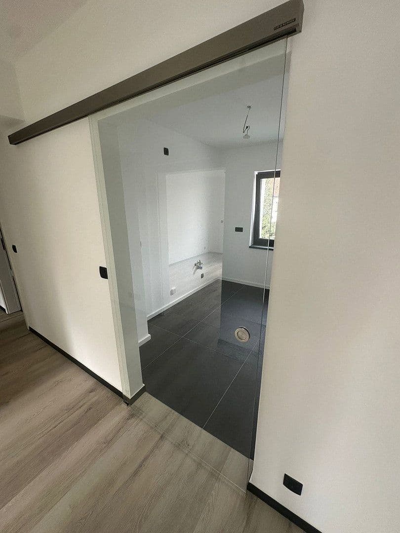 Prenájom bytu 3-izbový 114 m², Nürnberg, Bavorsko Prenájom bytu 3-izbový 114 m², Nürnberg, Bavorsko