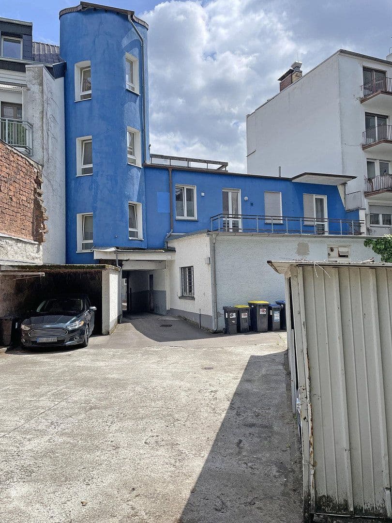 Predaj domu 261 m², pozemok 616 m², Kaiserslautern, Porýnie-Falcko Predaj domu 261 m², pozemok 616 m², Kaiserslautern, Porýnie-Falcko