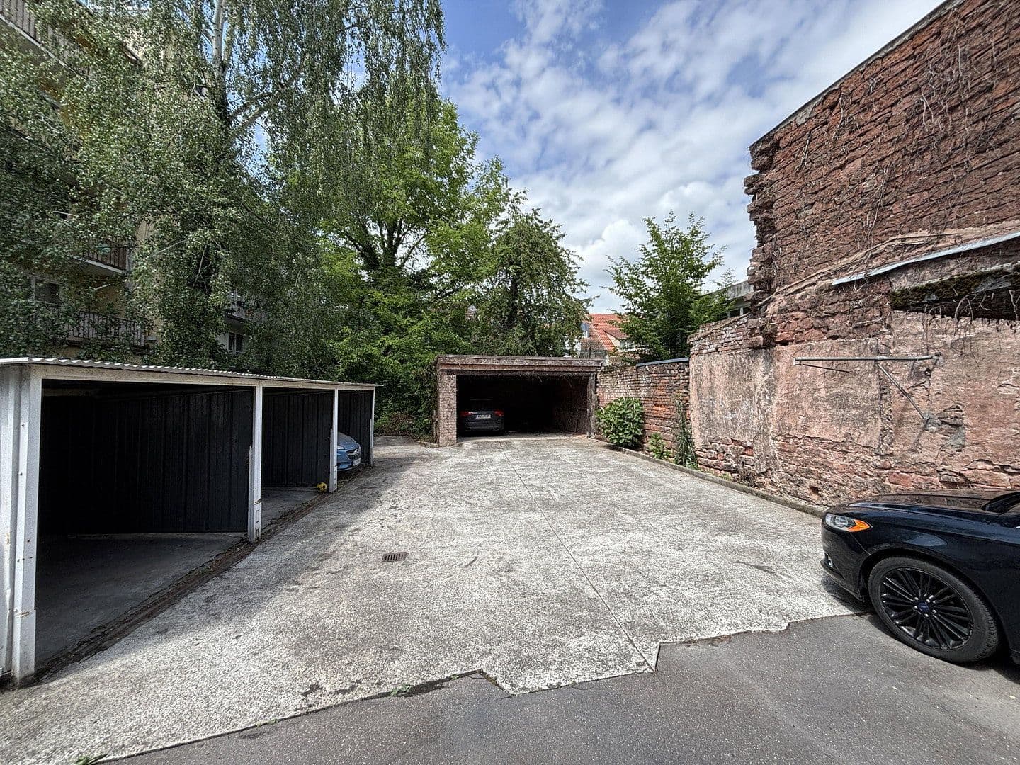 Predaj domu 261 m², pozemok 616 m², Kaiserslautern, Porýnie-Falcko Predaj domu 261 m², pozemok 616 m², Kaiserslautern, Porýnie-Falcko