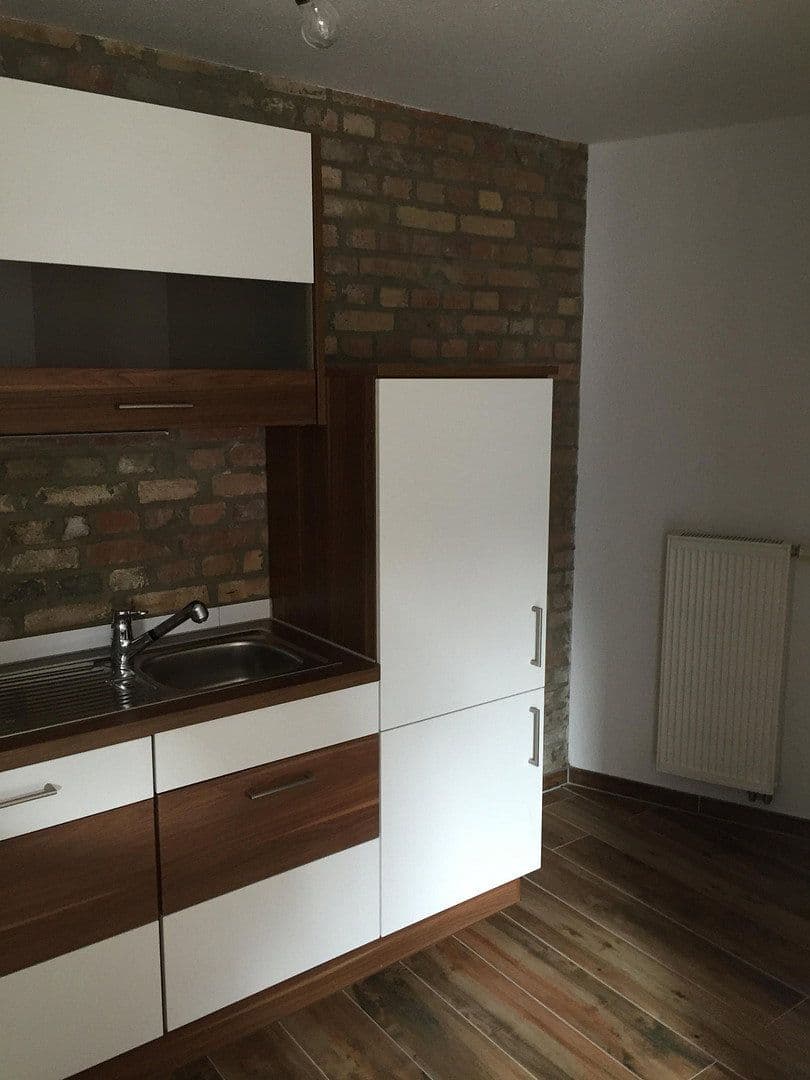 Prenájom bytu 1-izbový 46 m², Mainz, Porýnie-Falcko Prenájom bytu 1-izbový 46 m², Mainz, Porýnie-Falcko