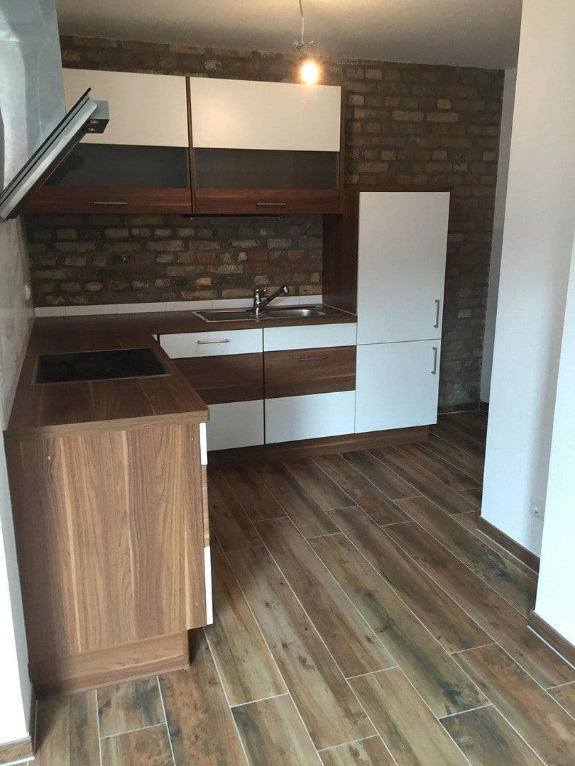Prenájom bytu 1-izbový 46 m², Mainz, Porýnie-Falcko Prenájom bytu 1-izbový 46 m², Mainz, Porýnie-Falcko