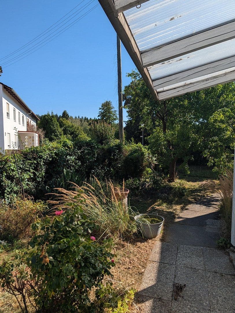 Prenájom domu 135 m², pozemok 1.000 m², Oberschweinbach, Bavorsko Prenájom domu 135 m², pozemok 1.000 m², Oberschweinbach, Bavorsko