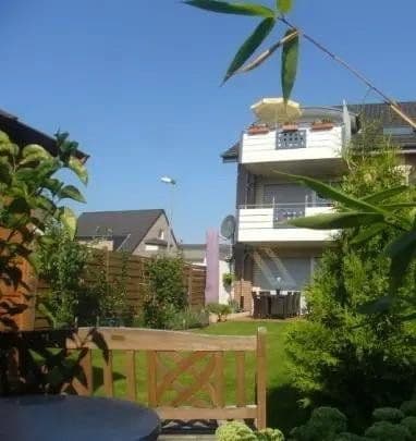 Prenájom bytu 3-izbový 73 m², Holzweg 76, Dinslaken, Severné Porýnie - Westfálsko Prenájom bytu 3-izbový 73 m², Holzweg 76, Dinslaken, Severné Porýnie - Westfálsko