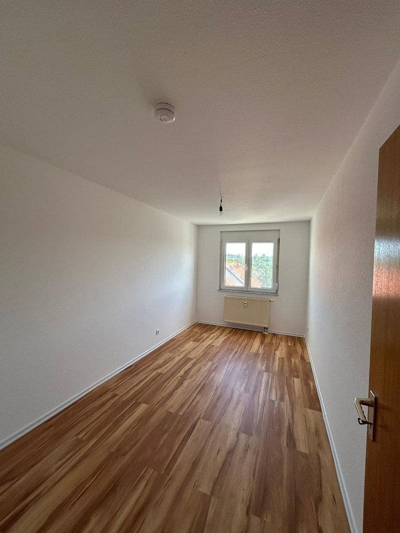 Prenájom bytu 3-izbový 85 m², Helga-Barth-Straße 7, Bretten, Bádensko-Wurttembersko Prenájom bytu 3-izbový 85 m², Helga-Barth-Straße 7, Bretten, Bádensko-Wurttembersko