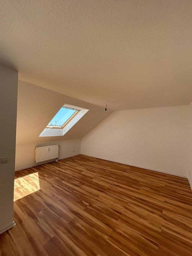 Prenájom bytu 3-izbový 85 m², Helga-Barth-Straße 7, Bretten, Bádensko-Wurttembersko Prenájom bytu 3-izbový 85 m², Helga-Barth-Straße 7, Bretten, Bádensko-Wurttembersko