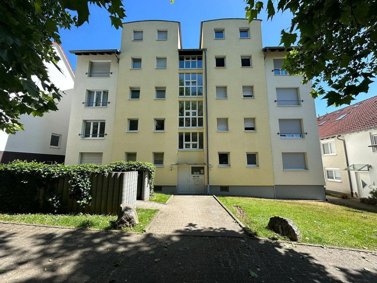 Prenájom bytu 3-izbový 85 m², Helga-Barth-Straße 7, Bretten, Bádensko-Wurttembersko Prenájom bytu 3-izbový 85 m², Helga-Barth-Straße 7, Bretten, Bádensko-Wurttembersko