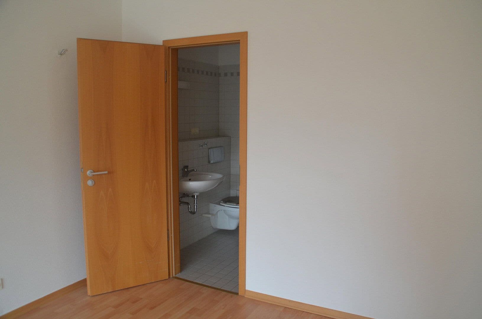 Prenájom bytu 2-izbový 63 m², Ammertalweg 3, Erfurt, Durínsko Prenájom bytu 2-izbový 63 m², Ammertalweg 3, Erfurt, Durínsko