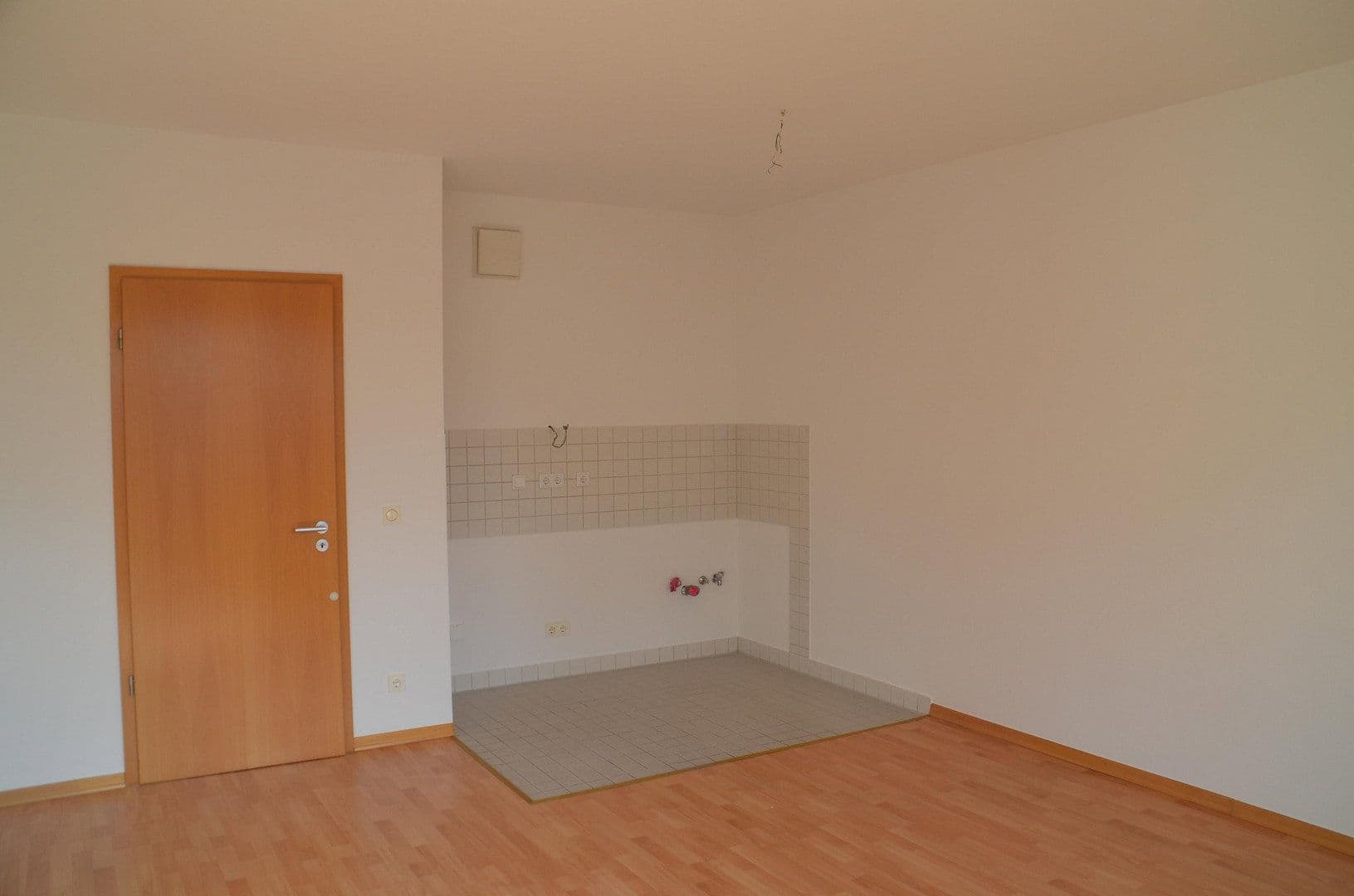 Prenájom bytu 2-izbový 63 m², Ammertalweg 3, Erfurt, Durínsko Prenájom bytu 2-izbový 63 m², Ammertalweg 3, Erfurt, Durínsko