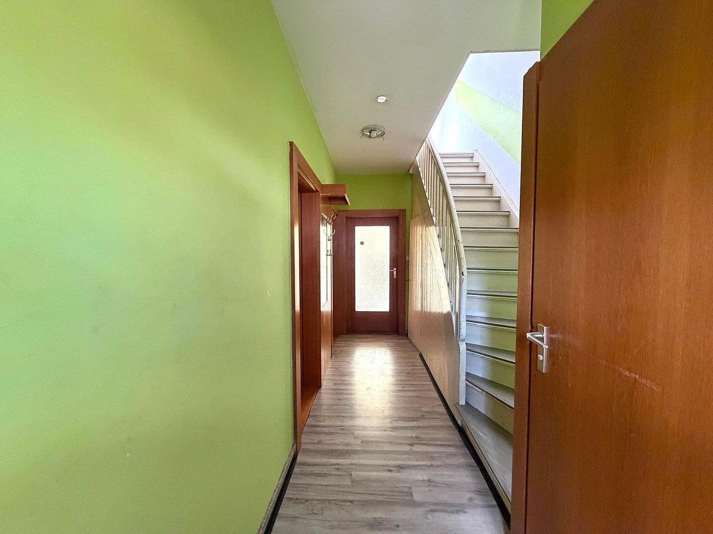 Predaj domu 205 m², pozemok 628 m², Erlenweg 1, Feucht, Bavorsko Predaj domu 205 m², pozemok 628 m², Erlenweg 1, Feucht, Bavorsko