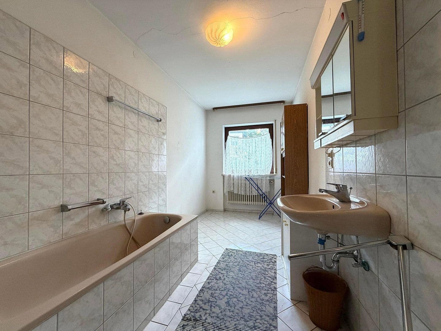 Predaj domu 205 m², pozemok 628 m², Erlenweg 1, Feucht, Bavorsko Predaj domu 205 m², pozemok 628 m², Erlenweg 1, Feucht, Bavorsko