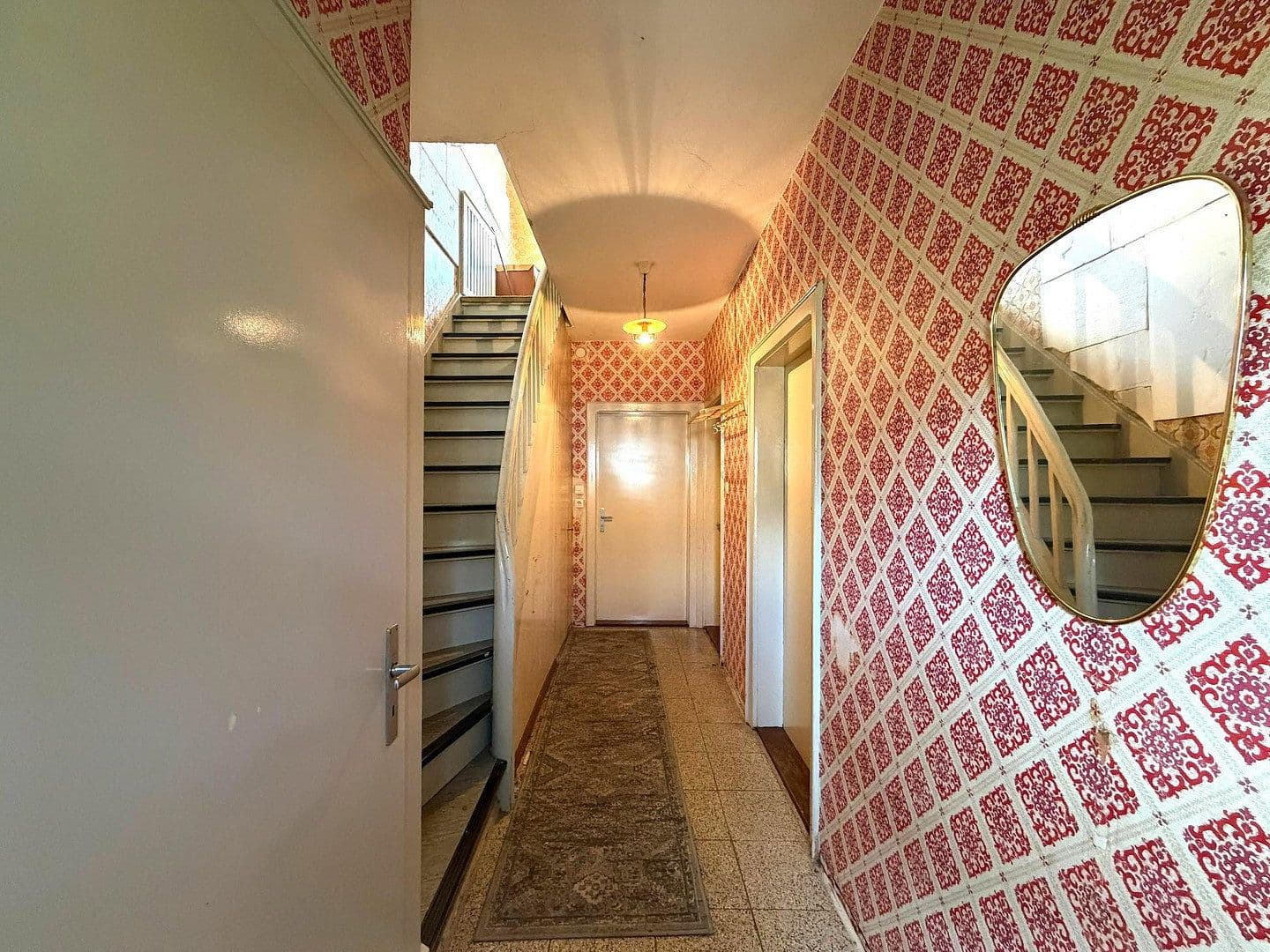 Predaj domu 205 m², pozemok 628 m², Erlenweg 1, Feucht, Bavorsko Predaj domu 205 m², pozemok 628 m², Erlenweg 1, Feucht, Bavorsko