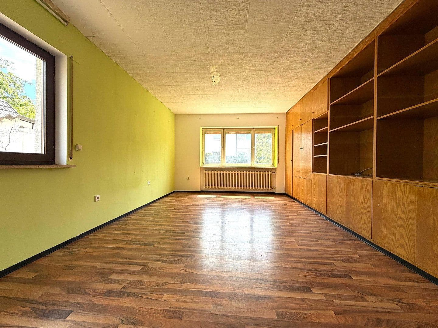 Predaj domu 205 m², pozemok 628 m², Erlenweg 1, Feucht, Bavorsko Predaj domu 205 m², pozemok 628 m², Erlenweg 1, Feucht, Bavorsko