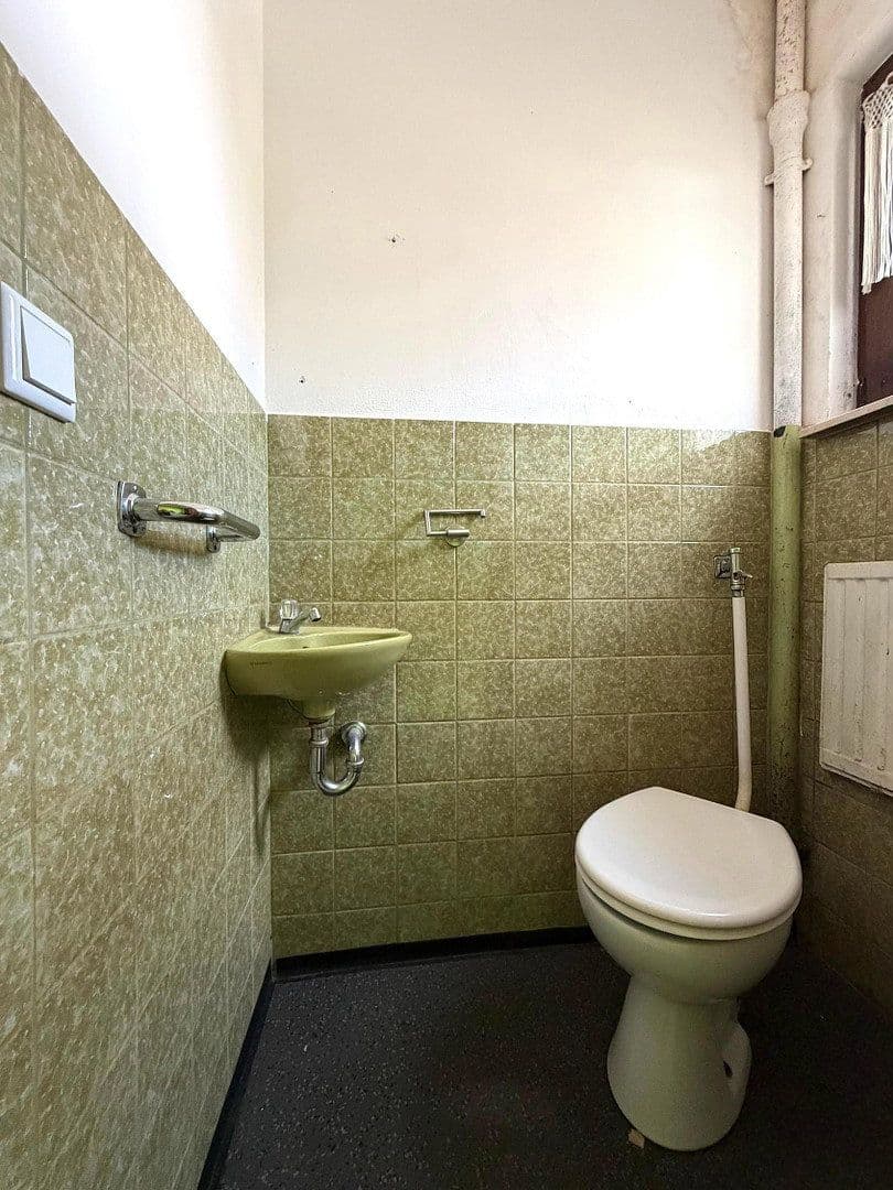 Predaj domu 205 m², pozemok 628 m², Erlenweg 1, Feucht, Bavorsko Predaj domu 205 m², pozemok 628 m², Erlenweg 1, Feucht, Bavorsko