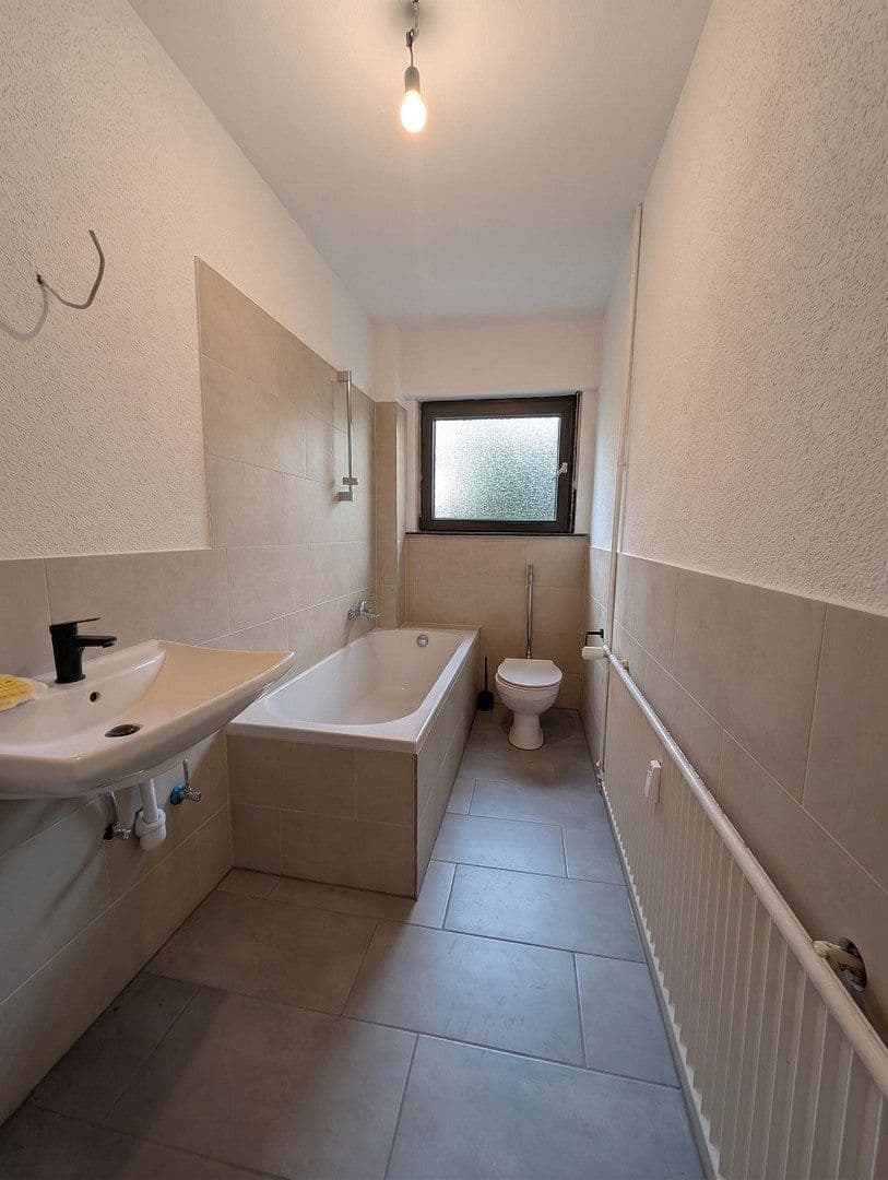 Prenájom bytu 3-izbový 78 m², Richard-Wagner-Str. 54, Saarbrücken, Sársko Prenájom bytu 3-izbový 78 m², Richard-Wagner-Str. 54, Saarbrücken, Sársko