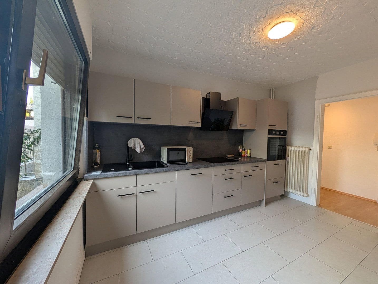 Prenájom bytu 3-izbový 78 m², Richard-Wagner-Str. 54, Saarbrücken, Sársko Prenájom bytu 3-izbový 78 m², Richard-Wagner-Str. 54, Saarbrücken, Sársko
