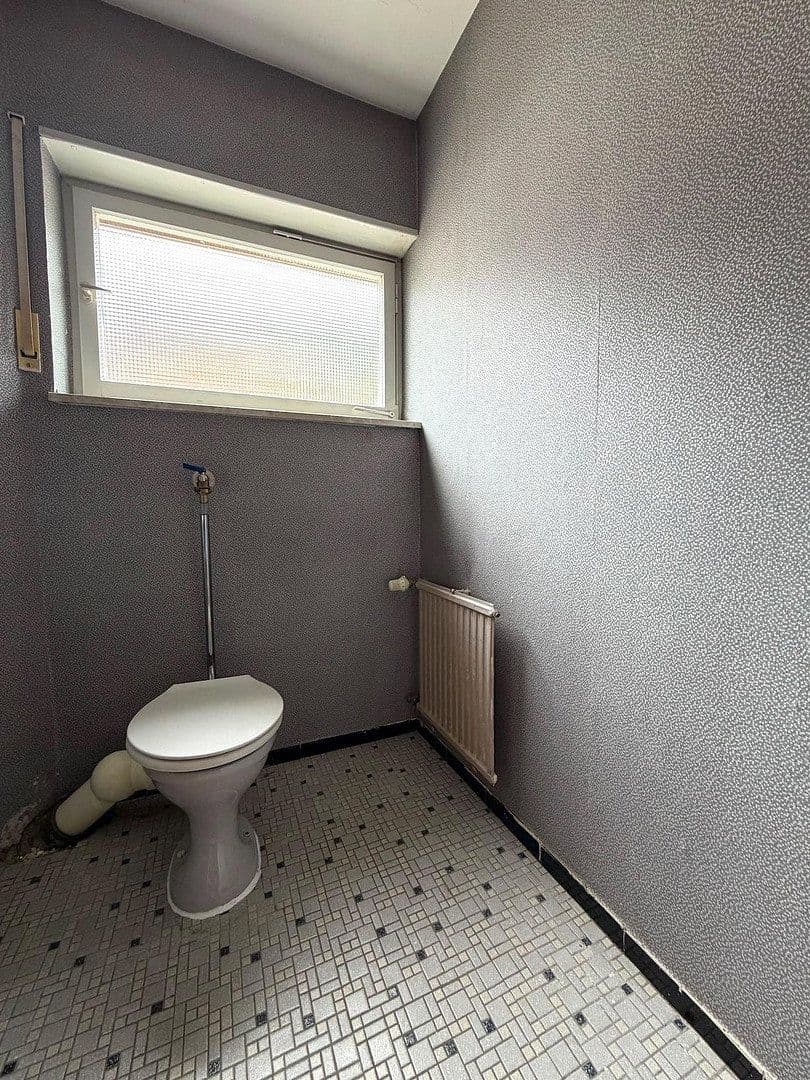 Predaj domu 205 m², pozemok 489 m², Untere Mühlstr. 57, Mühlhausen, Bádensko-Wurttembersko Predaj domu 205 m², pozemok 489 m², Untere Mühlstr. 57, Mühlhausen, Bádensko-Wurttembersko