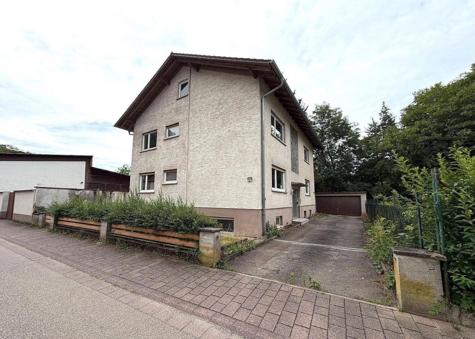 Predaj domu 205 m², pozemok 489 m², Untere Mühlstr. 57, Mühlhausen, Bádensko-Wurttembersko Predaj domu 205 m², pozemok 489 m², Untere Mühlstr. 57, Mühlhausen, Bádensko-Wurttembersko