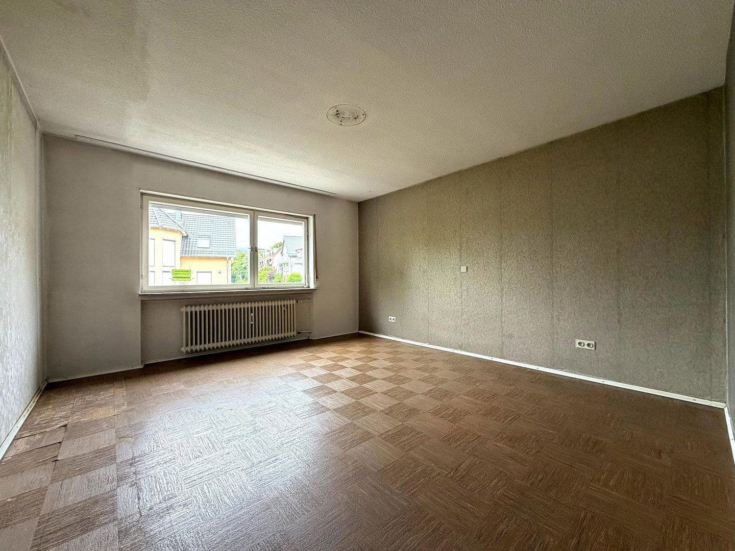 Predaj domu 205 m², pozemok 489 m², Untere Mühlstr. 57, Mühlhausen, Bádensko-Wurttembersko Predaj domu 205 m², pozemok 489 m², Untere Mühlstr. 57, Mühlhausen, Bádensko-Wurttembersko