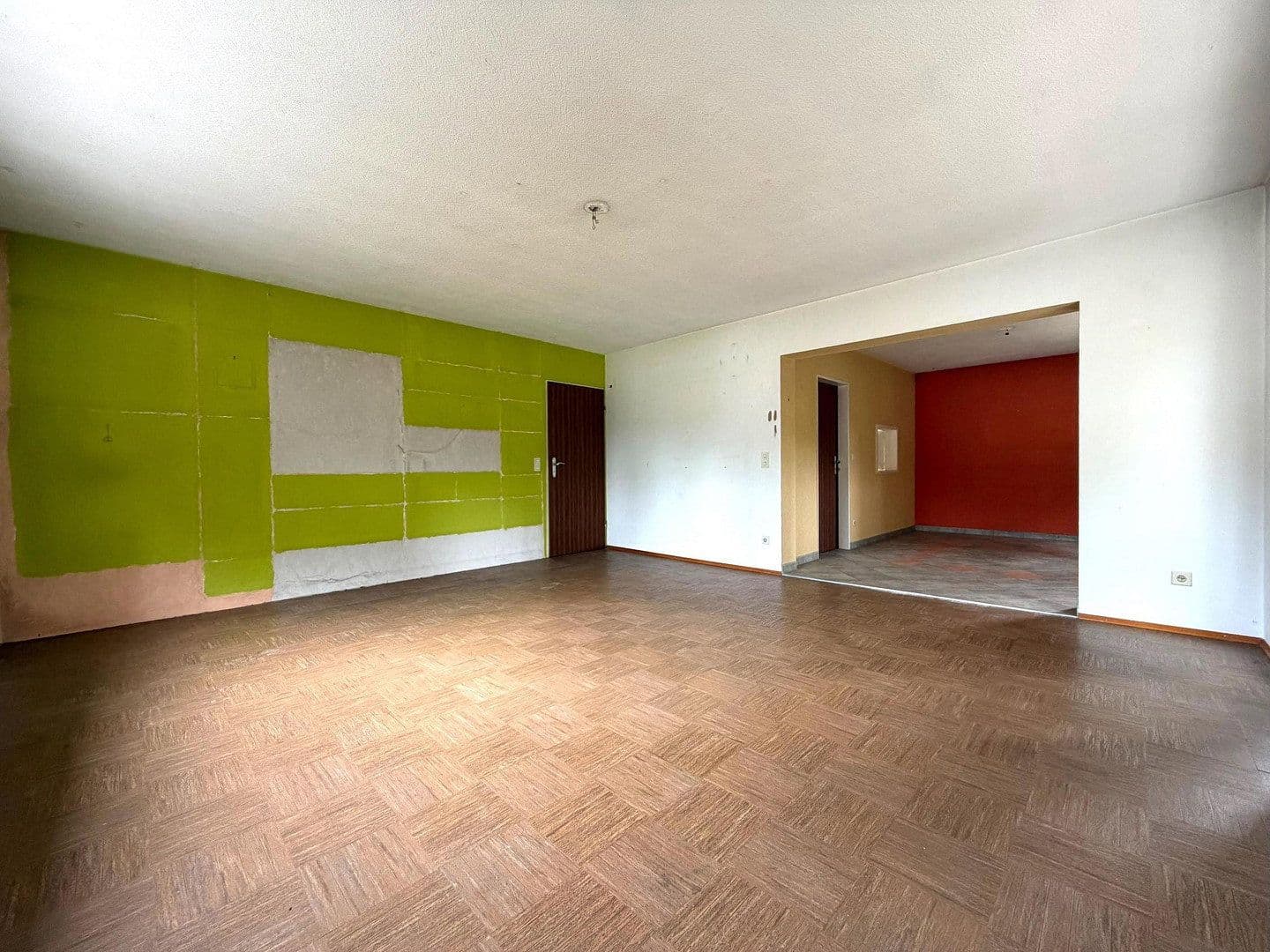 Predaj domu 205 m², pozemok 489 m², Untere Mühlstr. 57, Mühlhausen, Bádensko-Wurttembersko Predaj domu 205 m², pozemok 489 m², Untere Mühlstr. 57, Mühlhausen, Bádensko-Wurttembersko