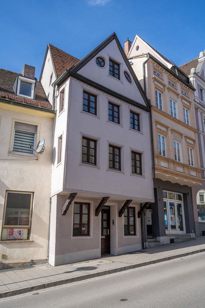 Prenájom bytu 4-izbový 125 m², Am Stadtberg 28, Dillingen an der Donau, Bavorsko Prenájom bytu 4-izbový 125 m², Am Stadtberg 28, Dillingen an der Donau, Bavorsko