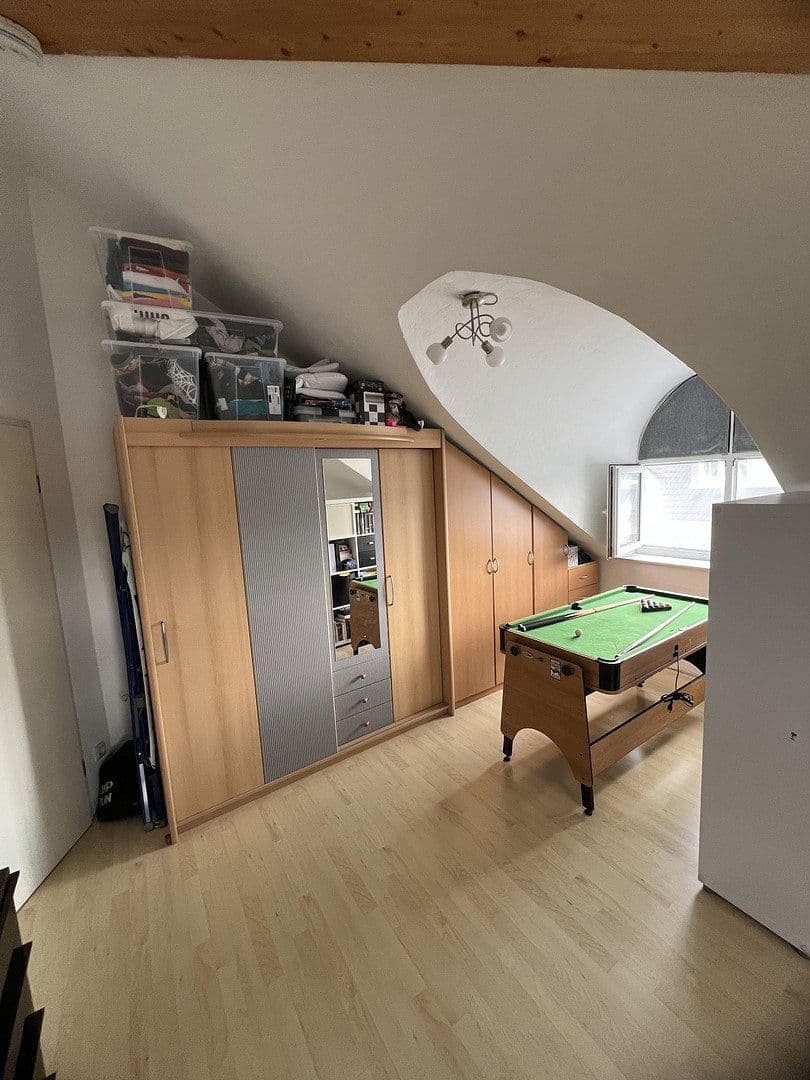 Predaj bytu 4-izbový 111 m², Obertshausen, Hesensko Predaj bytu 4-izbový 111 m², Obertshausen, Hesensko