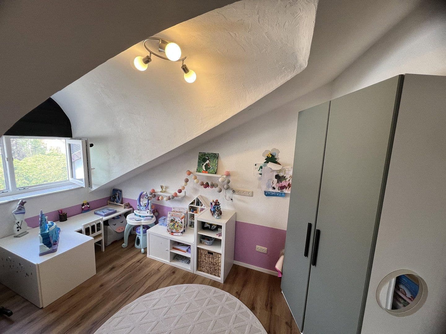 Predaj bytu 4-izbový 111 m², Obertshausen, Hesensko Predaj bytu 4-izbový 111 m², Obertshausen, Hesensko
