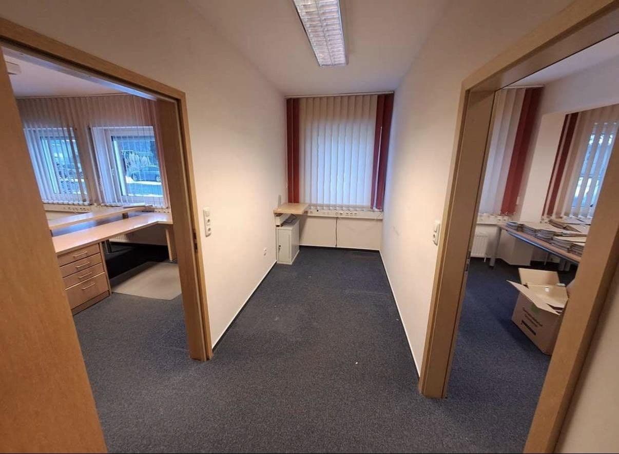Prenájom kancelárie 89 m², Büchen, Šlezvicko-Holštajnsko Prenájom kancelárie 89 m², Büchen, Šlezvicko-Holštajnsko