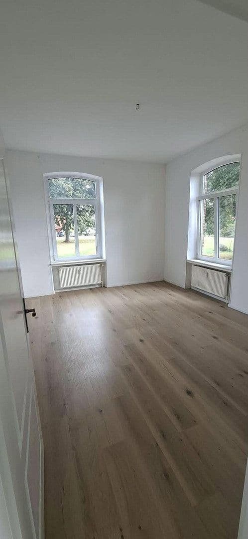 Prenájom bytu 3-izbový 115 m², Dorfstraße 12, Rieps, Meklenbursko-Predpomoransko Prenájom bytu 3-izbový 115 m², Dorfstraße 12, Rieps, Meklenbursko-Predpomoransko