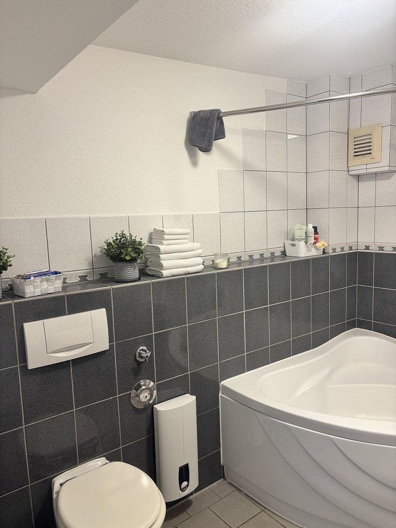 Prenájom bytu 2-izbový 56 m², Waldstr. 79c, Groß-Zimmern, Hesensko Prenájom bytu 2-izbový 56 m², Waldstr. 79c, Groß-Zimmern, Hesensko