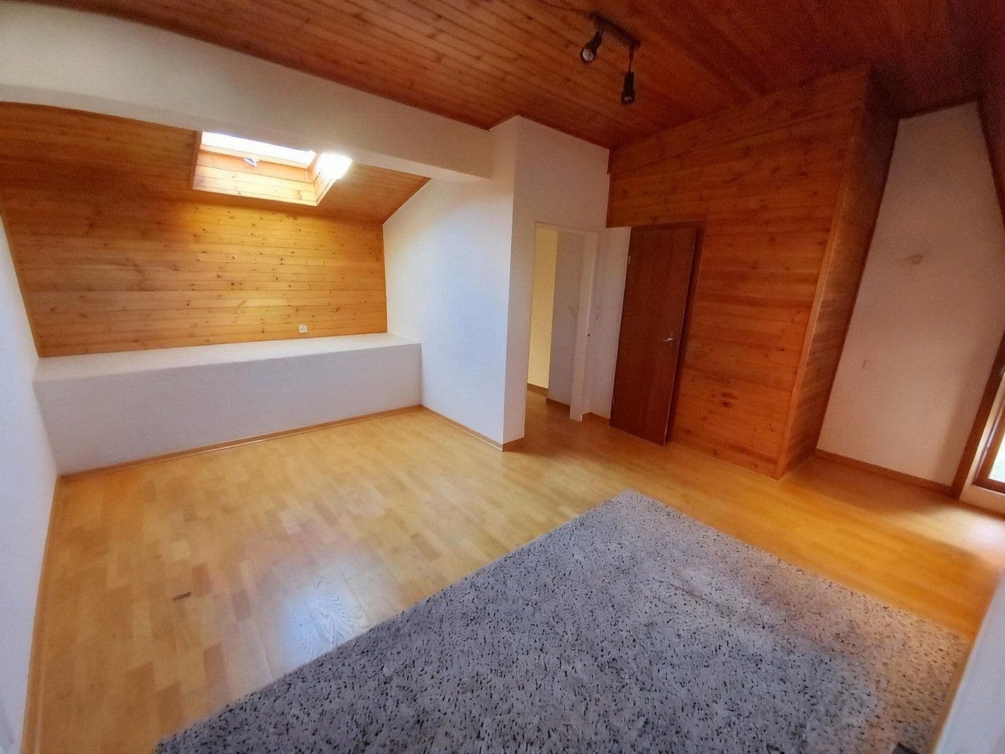 Predaj domu 131 m², pozemok 204 m², Zorneding, Bavorsko Predaj domu 131 m², pozemok 204 m², Zorneding, Bavorsko