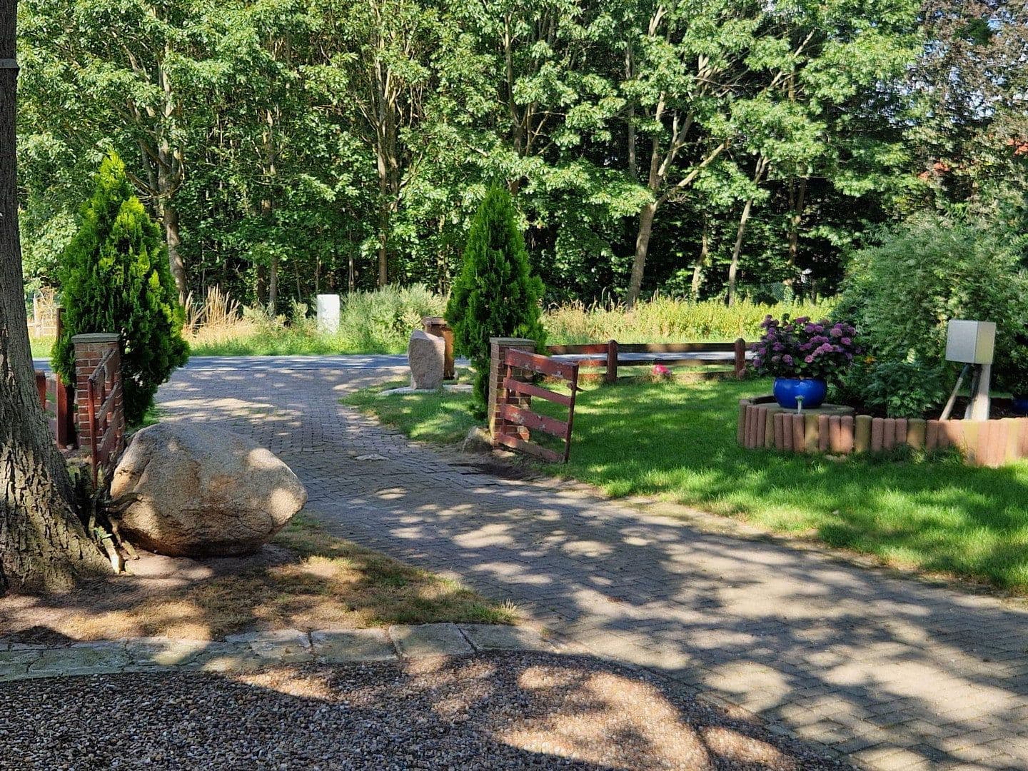 Predaj domu 290 m², pozemok 4.718 m², Gehlbergen 2, Bruchhausen-Vilsen, Dolné Sasko Predaj domu 290 m², pozemok 4.718 m², Gehlbergen 2, Bruchhausen-Vilsen, Dolné Sasko