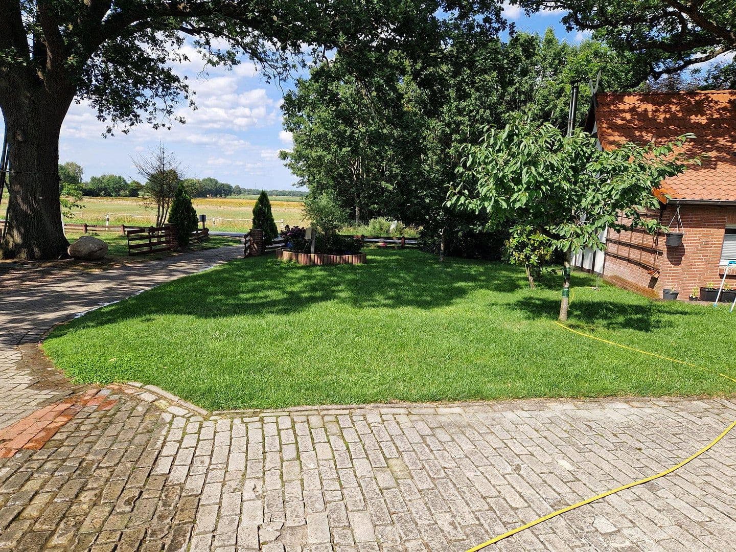 Predaj domu 290 m², pozemok 4.718 m², Gehlbergen 2, Bruchhausen-Vilsen, Dolné Sasko Predaj domu 290 m², pozemok 4.718 m², Gehlbergen 2, Bruchhausen-Vilsen, Dolné Sasko