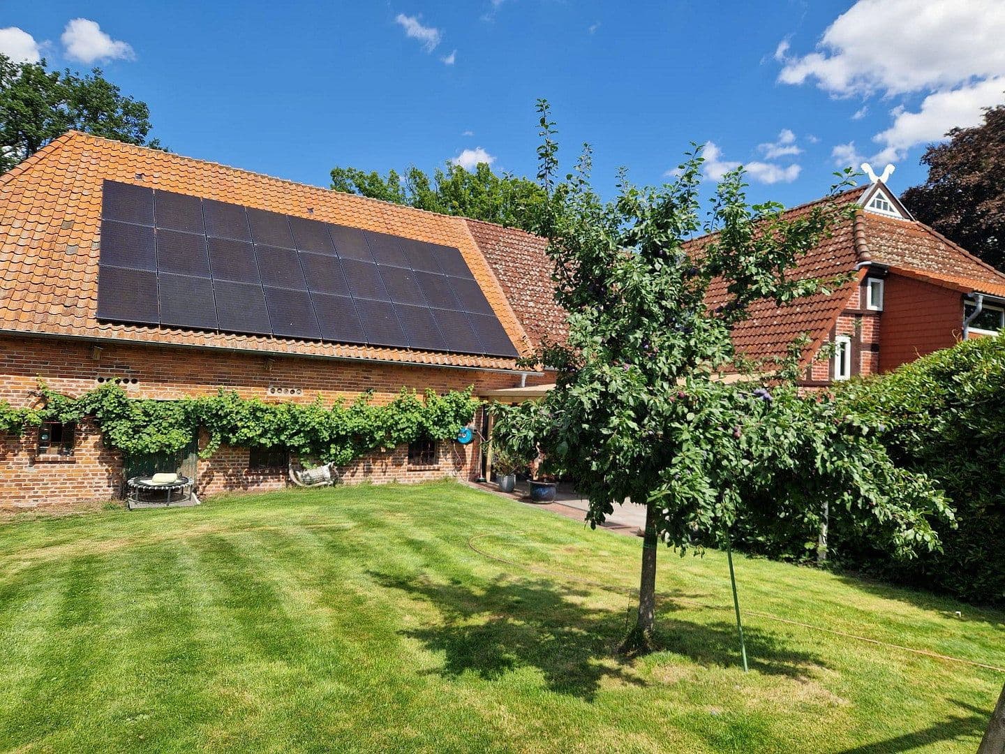 Predaj domu 290 m², pozemok 4.718 m², Gehlbergen 2, Bruchhausen-Vilsen, Dolné Sasko Predaj domu 290 m², pozemok 4.718 m², Gehlbergen 2, Bruchhausen-Vilsen, Dolné Sasko