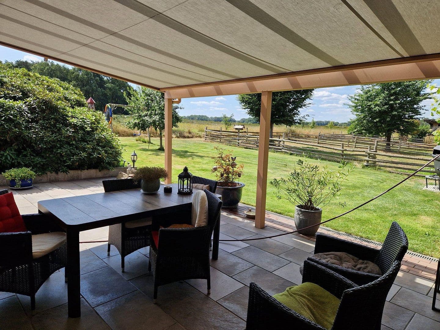 Predaj domu 290 m², pozemok 4.718 m², Gehlbergen 2, Bruchhausen-Vilsen, Dolné Sasko Predaj domu 290 m², pozemok 4.718 m², Gehlbergen 2, Bruchhausen-Vilsen, Dolné Sasko