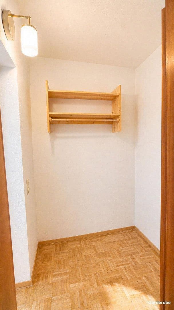 Predaj bytu 3-izbový 81 m², Reutlingen, Bádensko-Wurttembersko Predaj bytu 3-izbový 81 m², Reutlingen, Bádensko-Wurttembersko