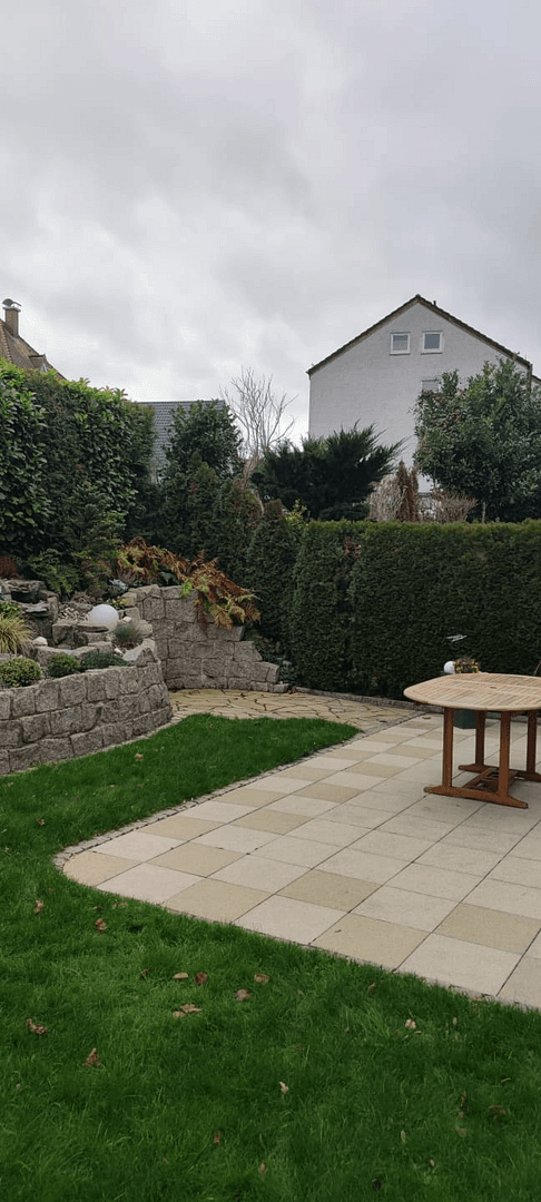 Predaj domu 145 m², pozemok 250 m², Heilbronn, Bádensko-Wurttembersko Predaj domu 145 m², pozemok 250 m², Heilbronn, Bádensko-Wurttembersko