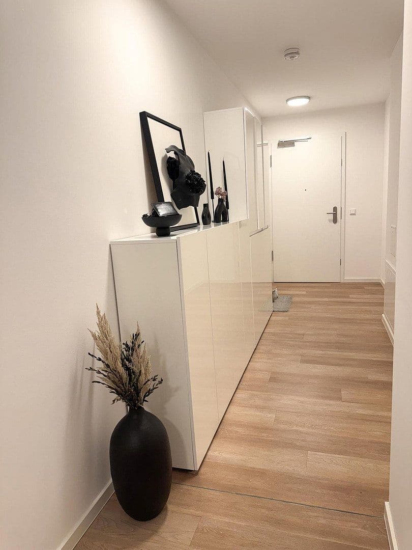 Prenájom bytu 3-izbový 88 m², Fürth, Bavorsko Prenájom bytu 3-izbový 88 m², Fürth, Bavorsko