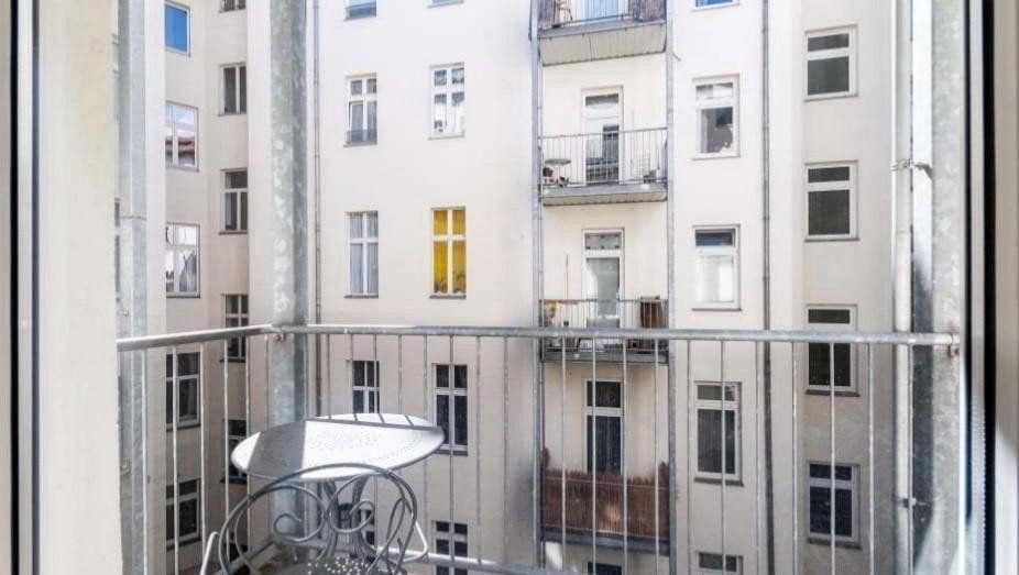 Predaj bytu 2-izbový 76 m², Berlin, Berlín Predaj bytu 2-izbový 76 m², Berlin, Berlín