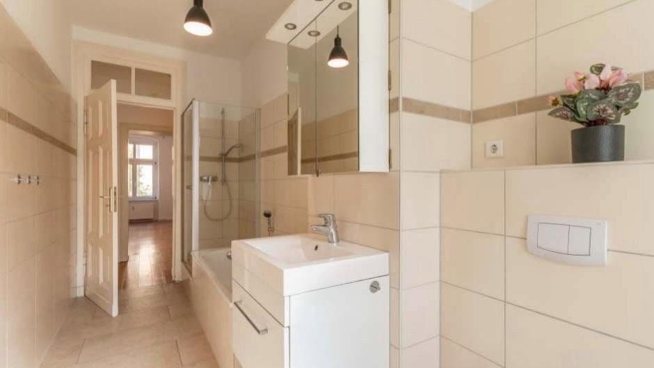 Predaj bytu 2-izbový 76 m², Berlin, Berlín Predaj bytu 2-izbový 76 m², Berlin, Berlín