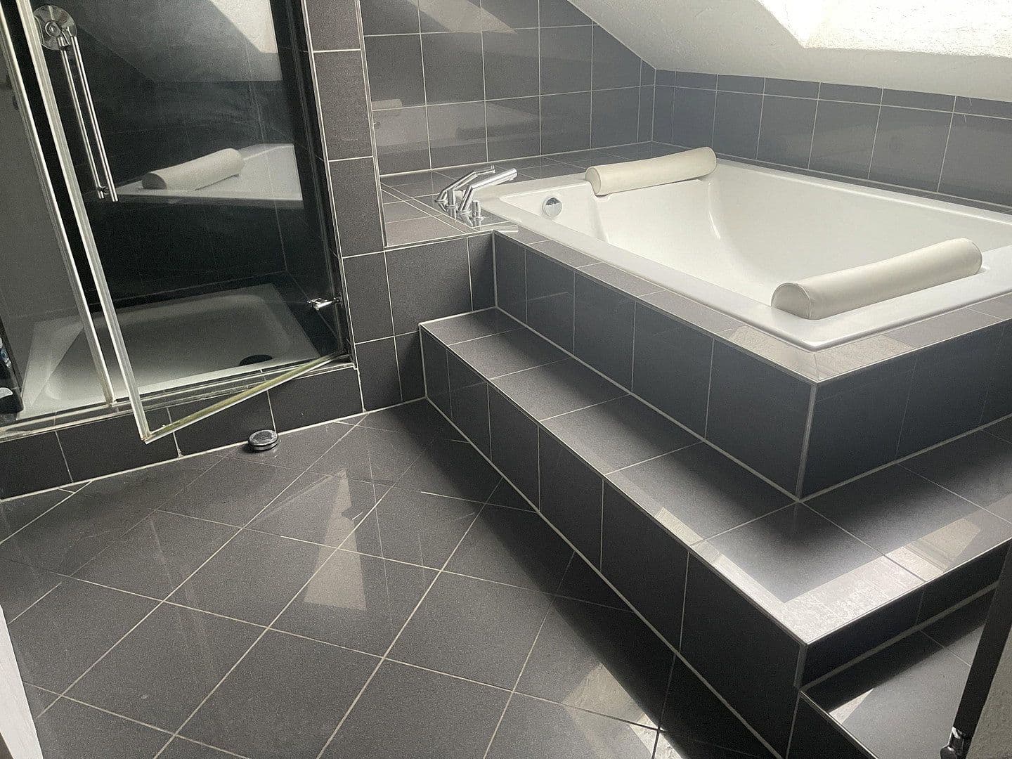 Predaj domu 850 m², pozemok 300 m², Sprendlingen, Porýnie-Falcko Predaj domu 850 m², pozemok 300 m², Sprendlingen, Porýnie-Falcko